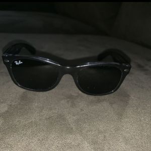 Ray Ban New Wayfarer Sunglasses